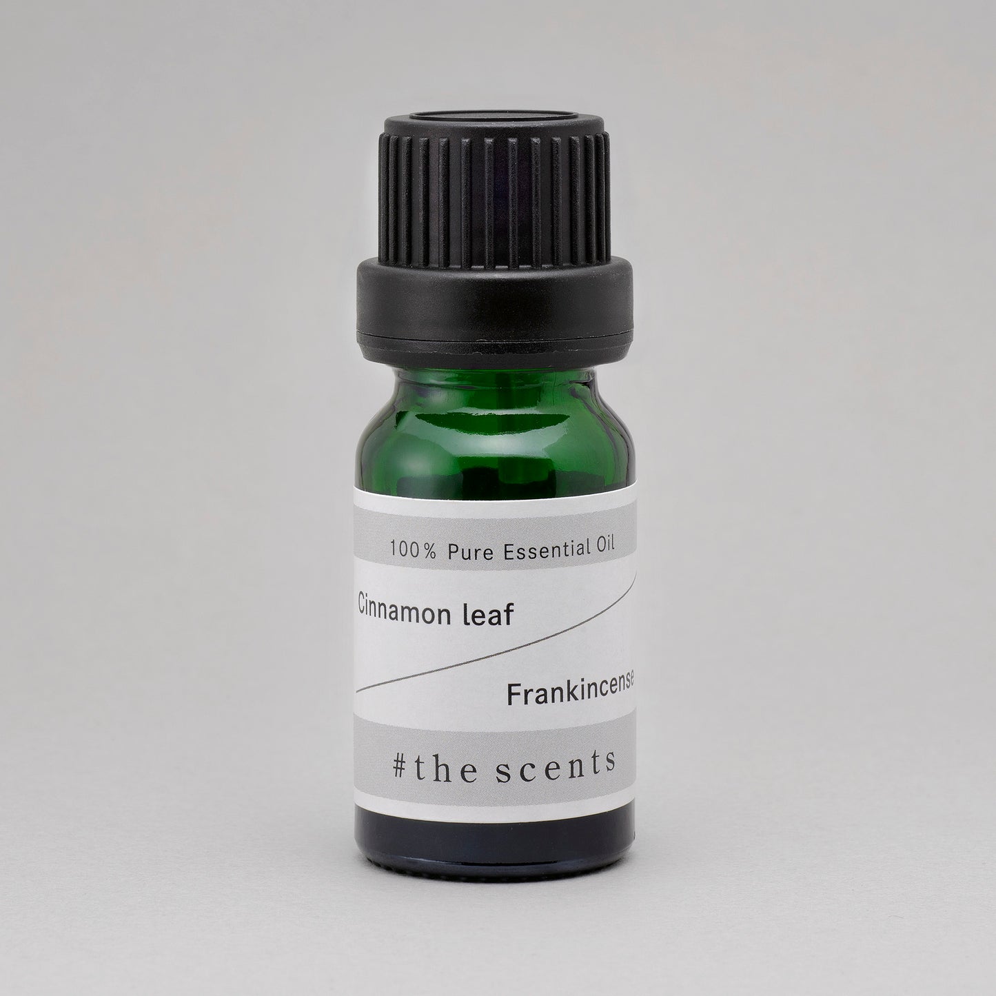 Cinnamon leaf & Frankincense (シナモン・リーフ & フランキンセンス)