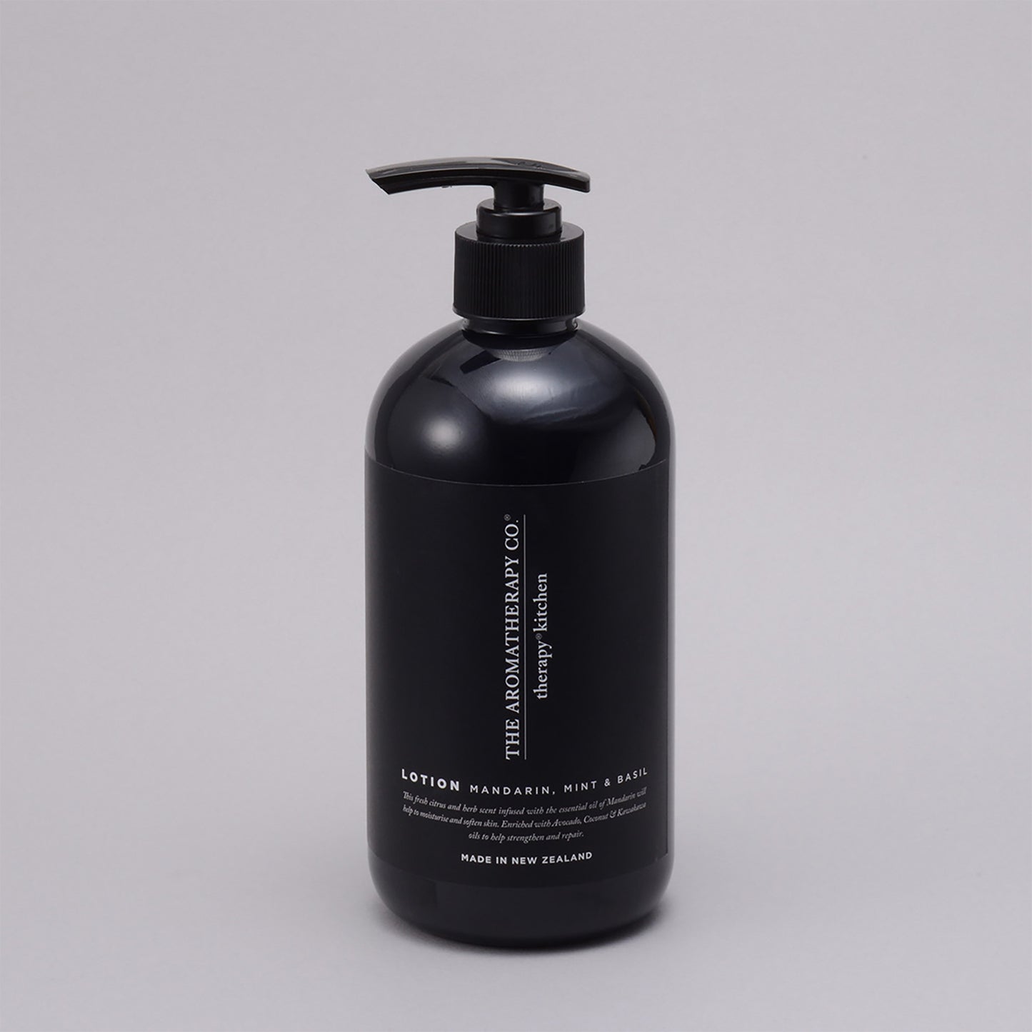 THE AROMATHERAPY CO. therapy kitchen ハンド&ボディローション Mandarin/Mint/Basil